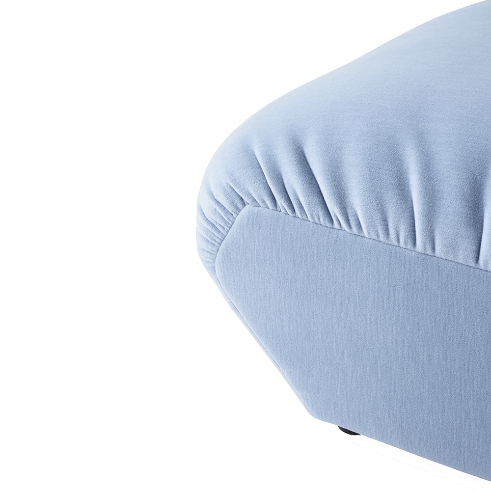 ATD_Packshots_159783A235A014A299_Hi Lo Pouf AV56_Gentle 0733_Detail